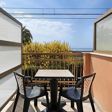 Apartment Numero 14 Pietra Ligure