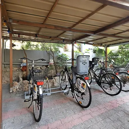 Numero 14 Daire Pietra Ligure